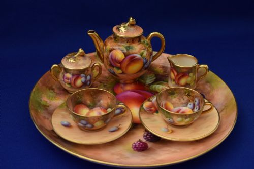 royal worcester miniature tea set painted fruit all signed - CATEGORY: ANTIQUE CERAMICS - DATED 1950