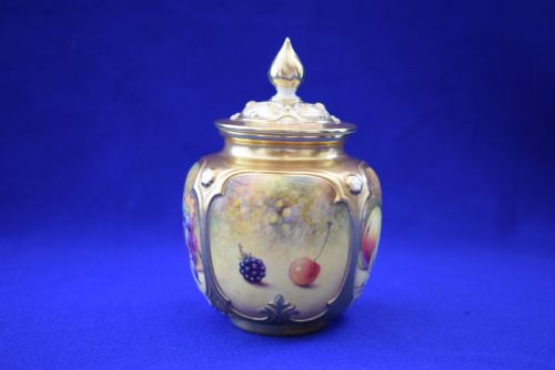 ROYAL WORCESTER PAINTED FRUIT SMALL POT POURRI - ADDITIONAL PHOTO 1