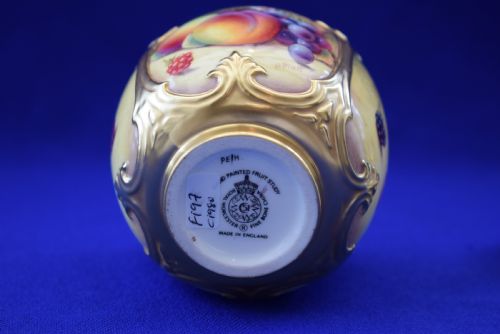 ROYAL WORCESTER PAINTED FRUIT SMALL POT POURRI - ADDITIONAL PHOTO 5