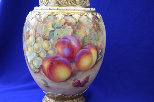 ROYAL WORCESTER LARGE PAIR OF PAINTED FRUIT 3 PIECE POT POURRI VASES BY AYRTON - ADDITIONAL PHOTO 3