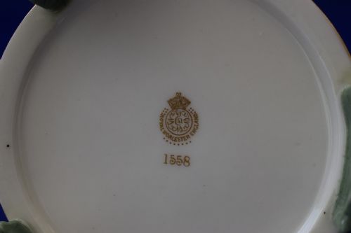 ROYAL WORCESTER RETICULATED CANDY BOX AND COVER BY GEORGE OWEN - ADDITIONAL PHOTO 3