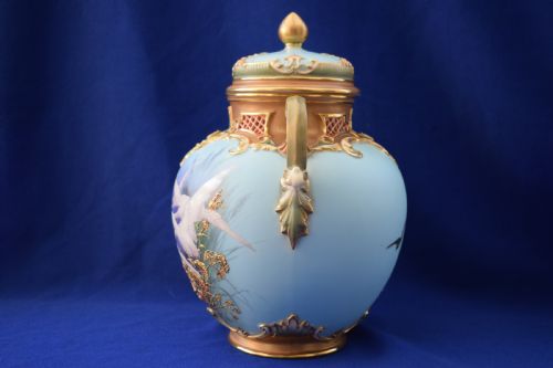 ROYAL WORCESTER POT POURRI VASE AND COVER DECORATED WITH SWANS SIGNED BALDWYN - ADDITIONAL PHOTO 2
