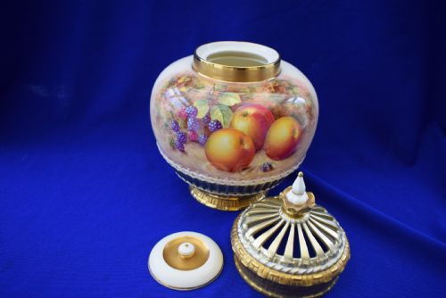 ROYAL WORCESTER PAINTED FRUIT 3 PIECE POT POURRI SIGNED FREEMAN - ADDITIONAL PHOTO 2