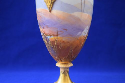 ROYAL WORCESTER VASE AND COVER DECORATED STORKS BY ALBERT SHUCK - ADDITIONAL PHOTO 4