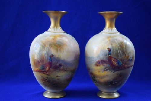 royal worcester pair of artist signed vases decorated pheasants - CATEGORY: ANTIQUE VASES - DATED 1920