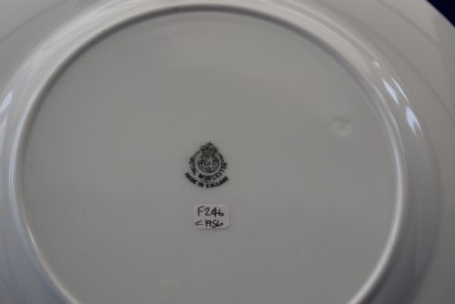 ROYAL WORCESTER LARGE SIZE PAINTED FRUIT DINNER PLATE - ADDITIONAL PHOTO 2