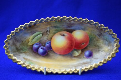 royal worcester painted fruit star edge bon bon dish artist signed - CATEGORY: ANTIQUE CERAMICS - DATED 1950