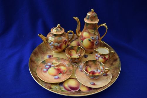 ROYAL WORCESTER PAINTED FRUIT MINIATURE TEACOFFEE SET ARTIST SIGNED - ADDITIONAL PHOTO 1