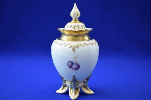 ROYAL WORCESTER PAINTED FRUIT POT POURRI VASE AND COVER - ADDITIONAL PHOTO 1