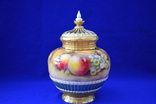 ROYAL WORCESTER PAINTED FRUIT 3 PIECE POT POURRI VASE - ADDITIONAL PHOTO 1