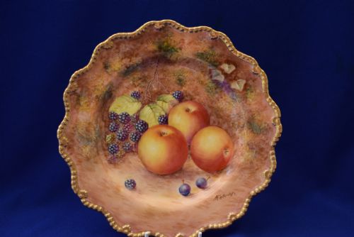 royal worcester painted fruit star edge plate - CATEGORY: ANTIQUE PLATES - DATED 1960