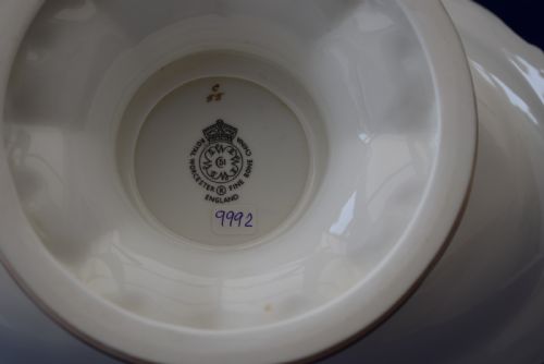 ROYAL WORCESTER PAINTED FRUIT LOW COMPORT SIGNED AYRTON - ADDITIONAL PHOTO 3