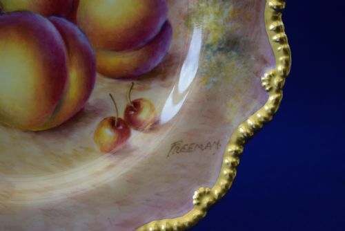 ROYAL WORCESTER PAINTED FRUIT STAR EDGE PLATE BY FREEMAN - ADDITIONAL PHOTO 1