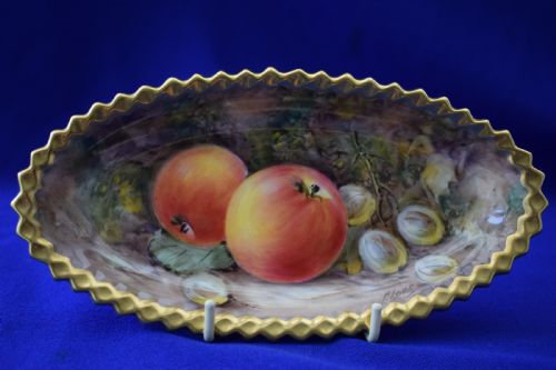 royal worcester painted fruit bon bon dish - CATEGORY: ANTIQUE CERAMICS - DATED 1950