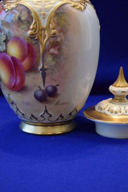 ROYAL WORCESTER PAINTED FRUIT POT POURRI BY FREEMAN - ADDITIONAL PHOTO 1