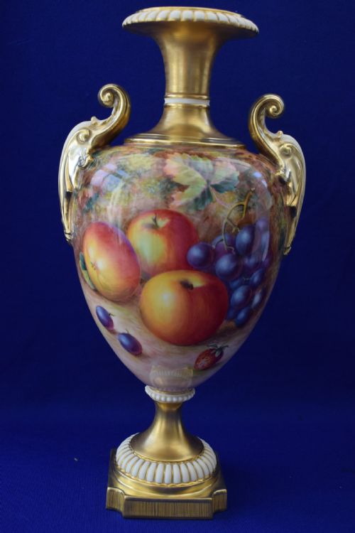 ROYAL WORCESTER PAIR OF PAINTED FRUIT LARGE VASES - ADDITIONAL PHOTO 5
