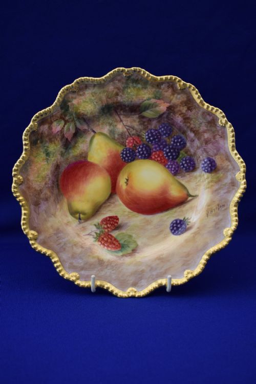 royal worcester painted fruit star edge plate by ayrton - CATEGORY: ANTIQUE PLATES - DATED 1950