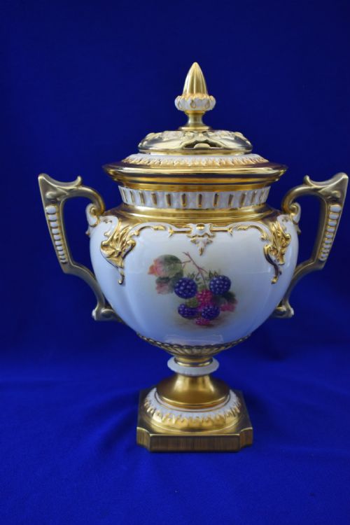 ROYAL WORCESTER PAINTED FRUIT TROPHY VASE BY H AYRTON - ADDITIONAL PHOTO 1