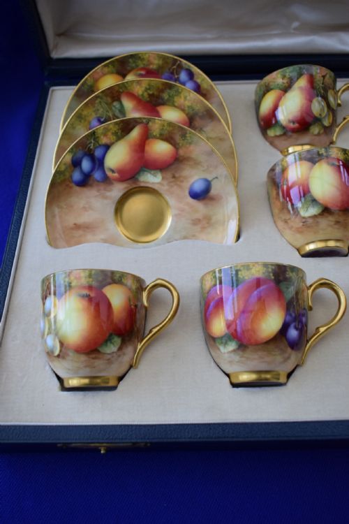 ROYAL WORCESTER PAINTED FRUIT CASED COFFEE SET PINKM MARK EARLY PERIOD - ADDITIONAL PHOTO 1