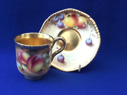 royal worcester painted fruit rope edge coffee cup and saucer - CATEGORY: ANTIQUE CUPS - DATED 1960