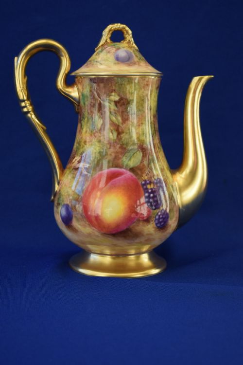 ROYAL WORCESTER PAINTED FRUIT COFFEE POT AND LID BY FREEMAN - ADDITIONAL PHOTO 1