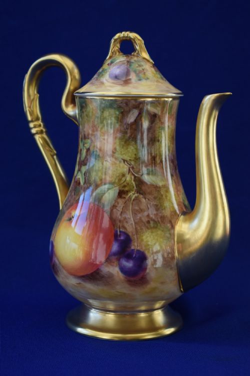 FINE ROYAL WORCESTER PAINTED FRUIT COFFEE POT AND LID BY FREEMAN - ADDITIONAL PHOTO 2