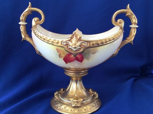 ROYAL WORCESTER CENTREPIECE BY KITTY BLAKE - ADDITIONAL PHOTO 1