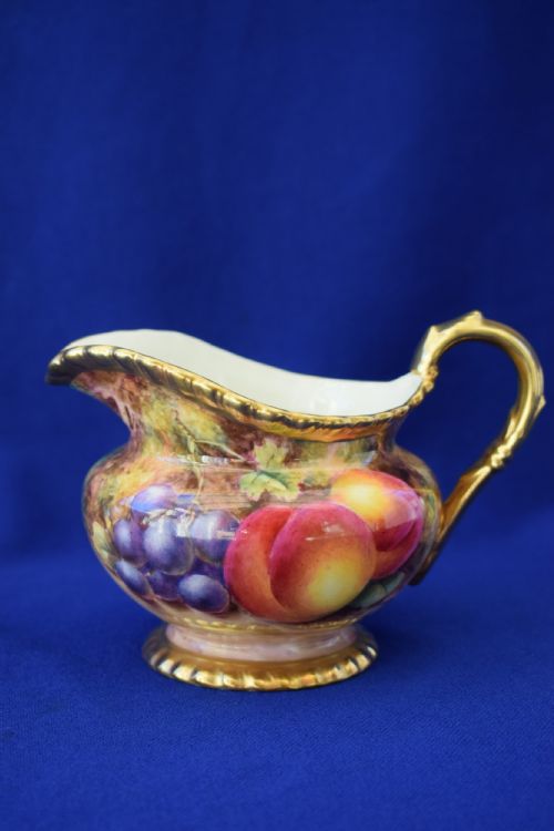 royal worcester painted fruit rope edge cream jug - CATEGORY: ANTIQUE JUGS - DATED 1950