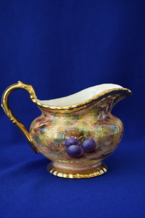 ROYAL WORCESTER PAINTED FRUIT ROPE EDGE CREAM JUG - ADDITIONAL PHOTO 1