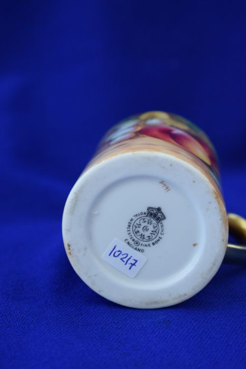 ROYAL WORCESTER PAINTED FRUIT CHRISTENING MUG - ADDITIONAL PHOTO 2