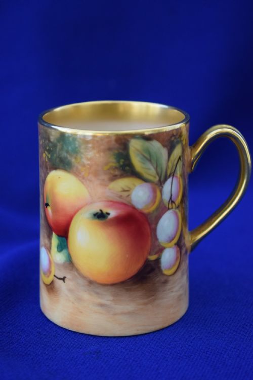 royal worcester painted fruit christening mug - CATEGORY: ANTIQUE CERAMICS - DATED 1960