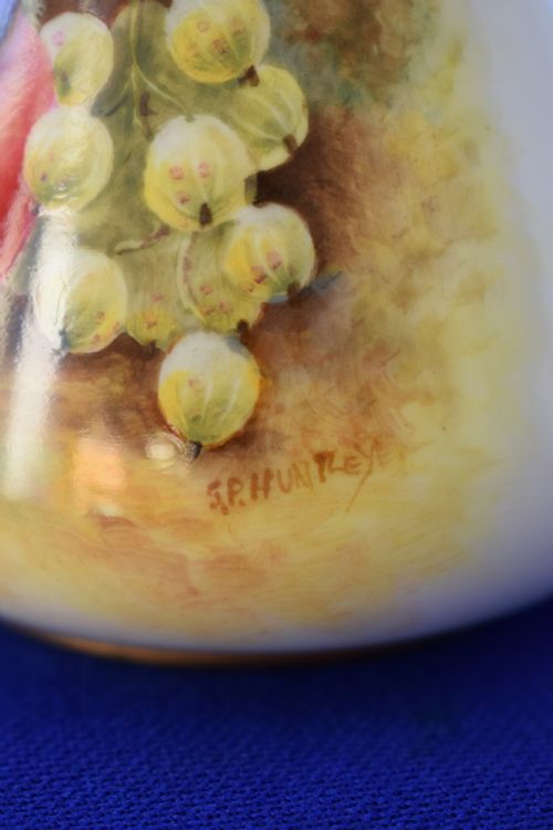 ROYAL WORCESTER PAINTED FRUIT FRILLY NECK VASE - ADDITIONAL PHOTO 2