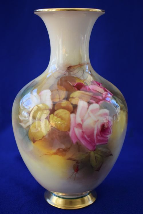 ROYAL WORCESTER PAIR OF VASES DECORATED ROSES - ADDITIONAL PHOTO 3