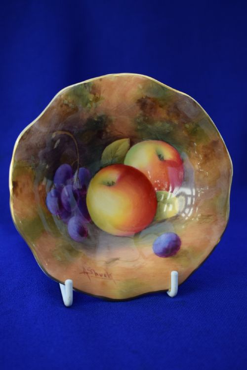 royal worcester painted fruit bon bon dish - CATEGORY: ANTIQUE CERAMICS - DATED 1930