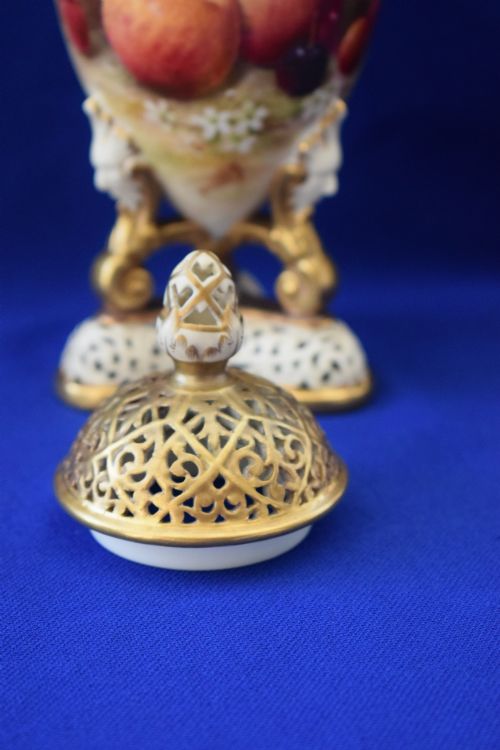 ROYAL WORCESTER PAINTED FRUIT POT POURRI VASE - ADDITIONAL PHOTO 4