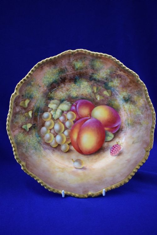 ROYAL WORCESTER PAIR OF PAINTED FRUIT ROPE EDGE PLATES BY FREEMAN - ADDITIONAL PHOTO 2