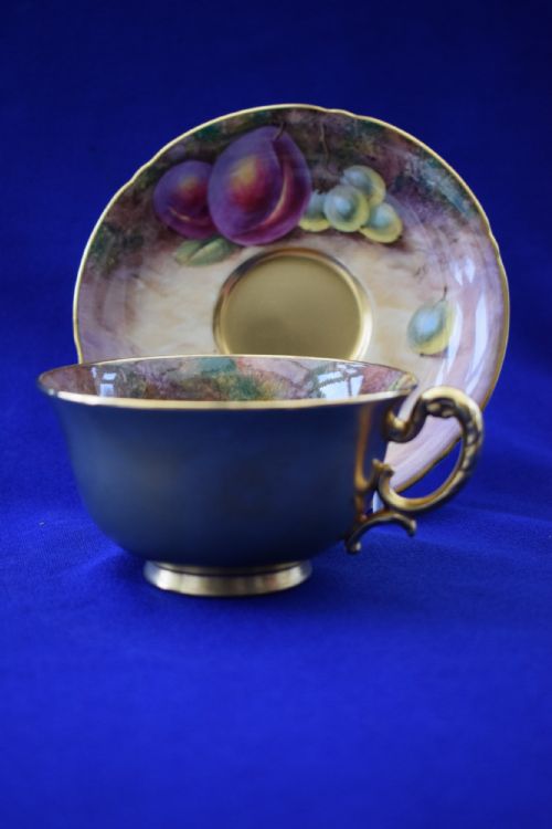 ROYAL WORCESTER PAINTED FRUIT CUP AND SAUCER - ADDITIONAL PHOTO 2