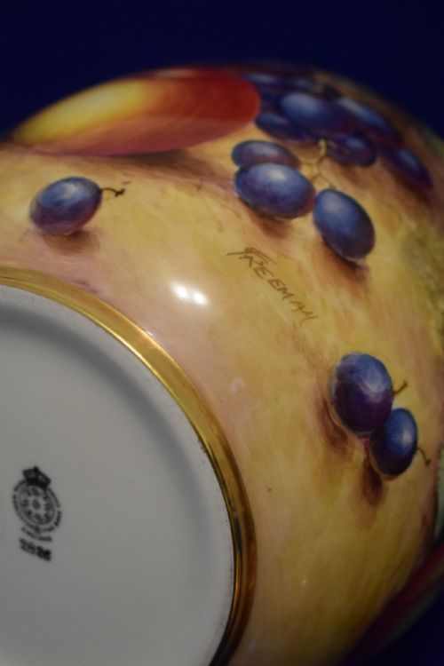 ROYAL WORCESTER PAINTED FRUIT GINGER JAR BY FREEMAN - ADDITIONAL PHOTO 3