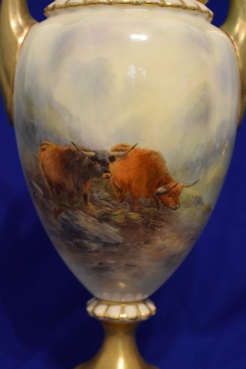 ROYAL WORCESTER VASE AND COVER HIGHLAND CATTLE BY STINTON - ADDITIONAL PHOTO 2