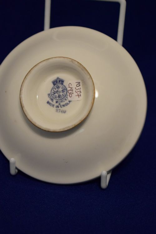 ROYAL WORCESTER BON BON DISH DECORATED HIGHLAND CATTLE - ADDITIONAL PHOTO 2