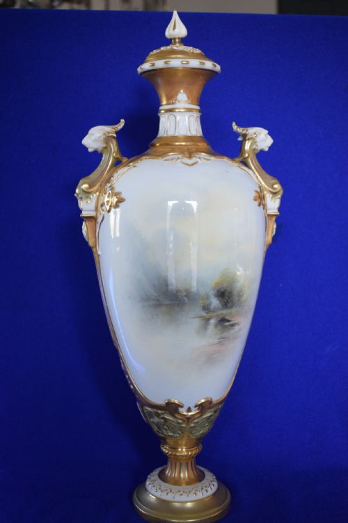 ROYAL WORCESTER LARGE VASE AND COVER HIGHLAND CATTLE BY JOHN STINTON - ADDITIONAL PHOTO 2