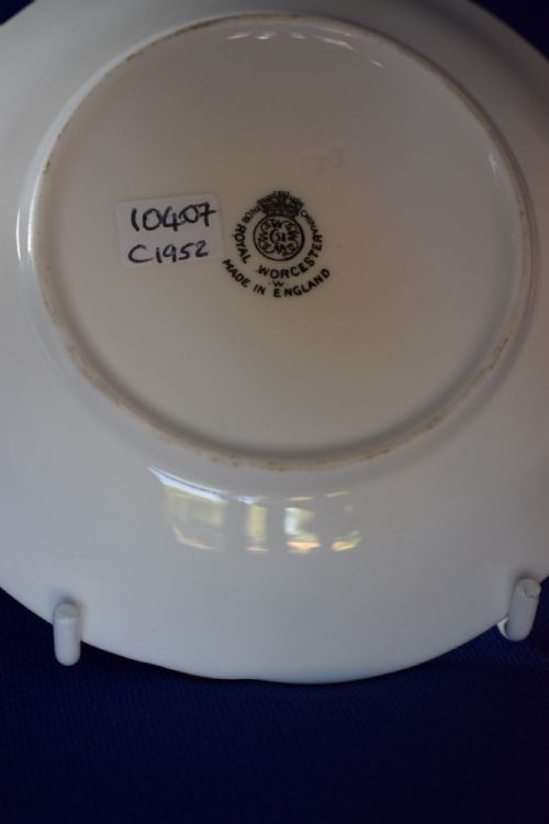 ROYAL WORCESTER PAINTED FRUIT PIN TRAY - ADDITIONAL PHOTO 2