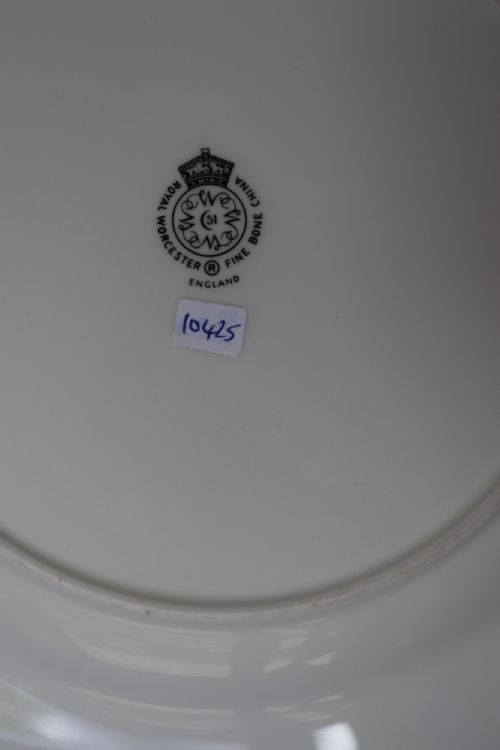 ROYAL WORCESTER PAINTED FRUIT LARGE ROPE EDGE PLATE - ADDITIONAL PHOTO 2