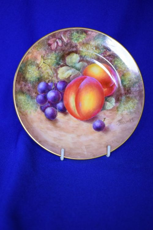 royal worcester painted fruit small size tea plate - CATEGORY: ANTIQUE PLATES - DATED 1950