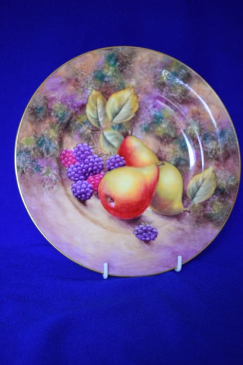 royal worcester painted fruit plate by j smith - CATEGORY: ANTIQUE PLATES - DATED 1950
