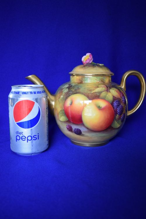 ROYAL WORCESTER PAINTED FRUIT TEAPOT CREAM JUG AND SUGAR BOWL - ADDITIONAL PHOTO 3