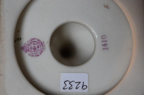 ROYAL WORCESTER VASE SIGNED H DAVIS - ADDITIONAL PHOTO 4