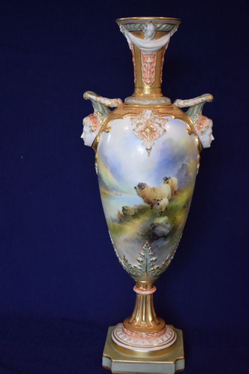 royal worcester vase signed h davis - CATEGORY: ANTIQUE VASES - DATED 1910