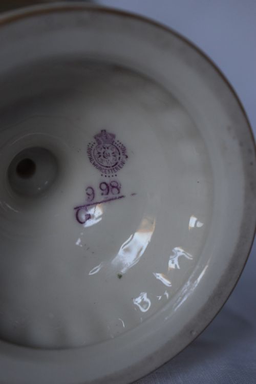 ROYAL WORCESTER VASE AND COVER BY HARRY DAVIS - ADDITIONAL PHOTO 8