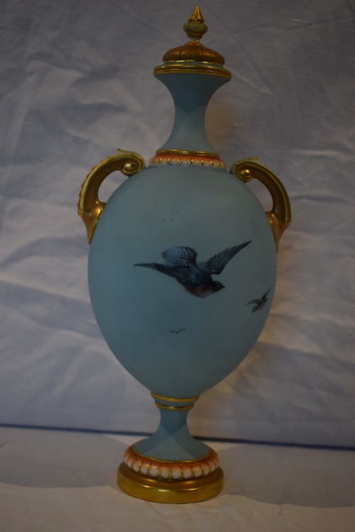 ROYAL WORCESTER VASE AND COVER BY CHARLES BALDWYN - ADDITIONAL PHOTO 1